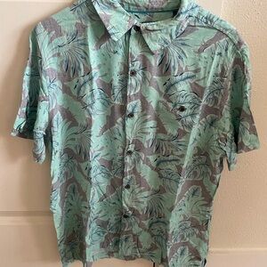 Kohl's Mint Green and Gray Tropical Print Short-Sleeve Button-Up Shirt